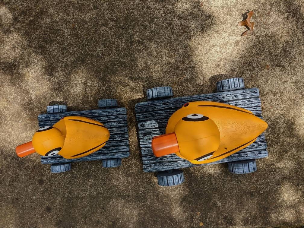 Nightmare Duck Replica - Image 4